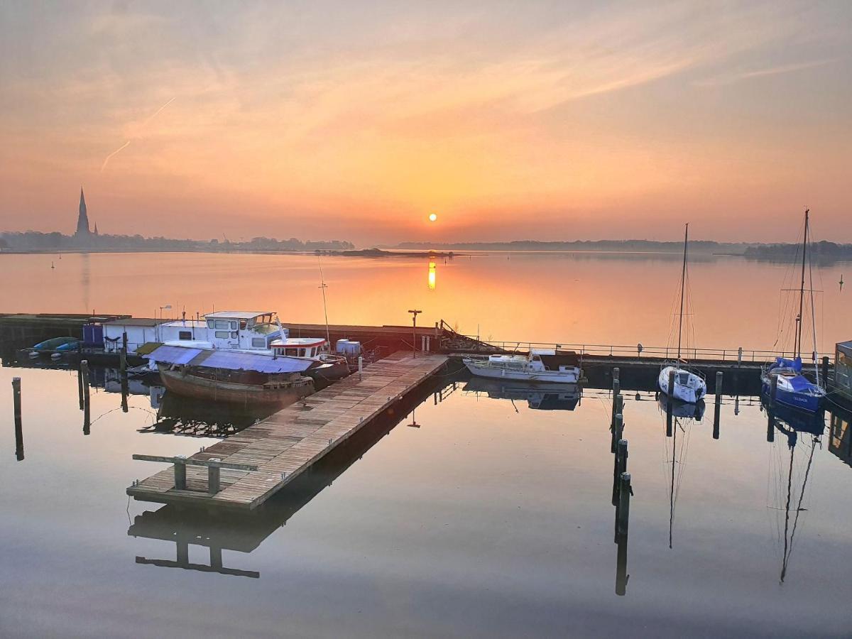Ferienwohnung Schleiloge Mit Panoramablick Auf Die Schlei Slesvig Eksteriør billede