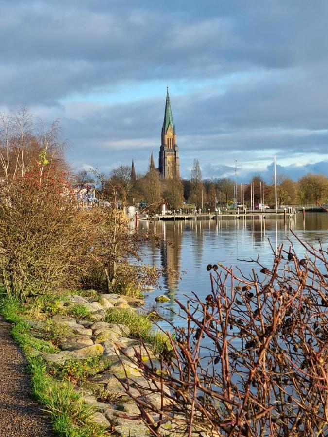Ferienwohnung Schleiloge Mit Panoramablick Auf Die Schlei Slesvig Eksteriør billede